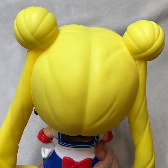 Toei Animation Sailor Moon coin bank hard plastic collectible figurine - Picture 7 of 11